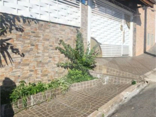 Casa Térrea à venda com 3 quartos, sendo 2 suítes,  em Vila Medeiros, São Paulo, SP