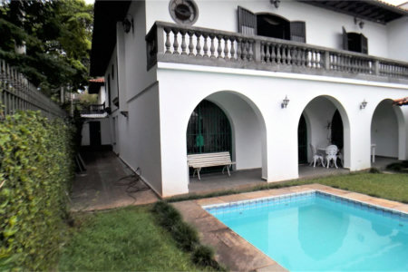 Casa Térrea à venda com 4 suítes em Brooklin Paulista, São Paulo, SP