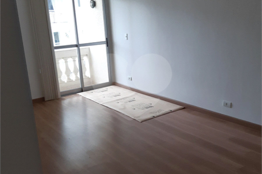 Apartamento à venda com 2 quartos em Vila Guarani, São Paulo, SP