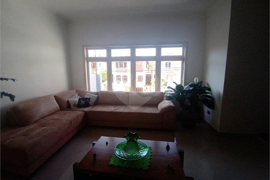 Sobrado à venda com 3 quartos, sendo 1 suíte, em Jardim França, São Paulo, SP