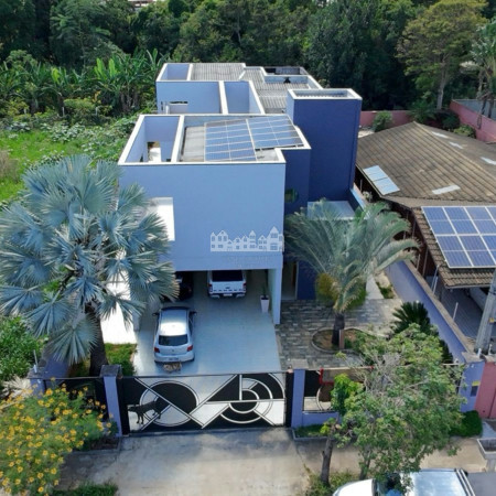 Casa à venda com 5 quartos, sendo 3 suítes, em Loteamento Jardim Morumbi, Atibaia, SP