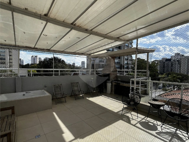 Casa à venda com 3 suítes no condomínio Barbará IV, São Paulo - SP