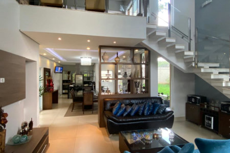 Casa à venda com 5 quartos no condomínio Residencial Vila Franca, Paulínia - SP