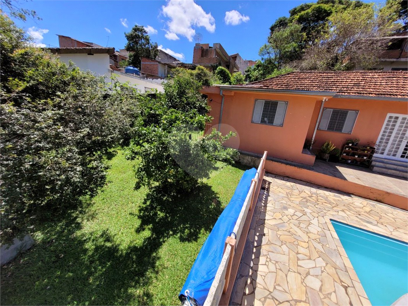 Chácara à venda com 3 quartos, sendo 1 suíte,  em Jardim Imperial, Atibaia, SP