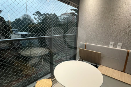 Apartamento à venda ou para alugar com 1 quarto em Pinheiros, São Paulo, SP