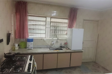 Casa à venda com 3 quartos, sendo 1 suíte,  em Jardim Vila Galvão, Guarulhos, SP