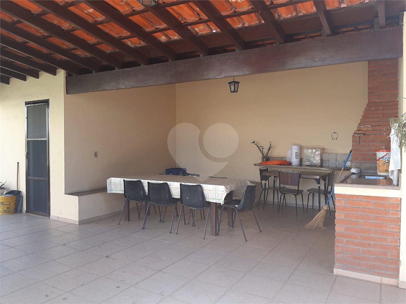 Casa à venda com 3 quartos, sendo 1 suíte, no Centro, Vinhedo, SP