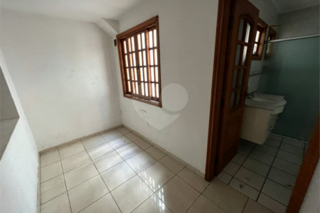 Casa à venda com 3 quartos, sendo 1 suíte, em Vila Vianelo, Jundiaí, SP