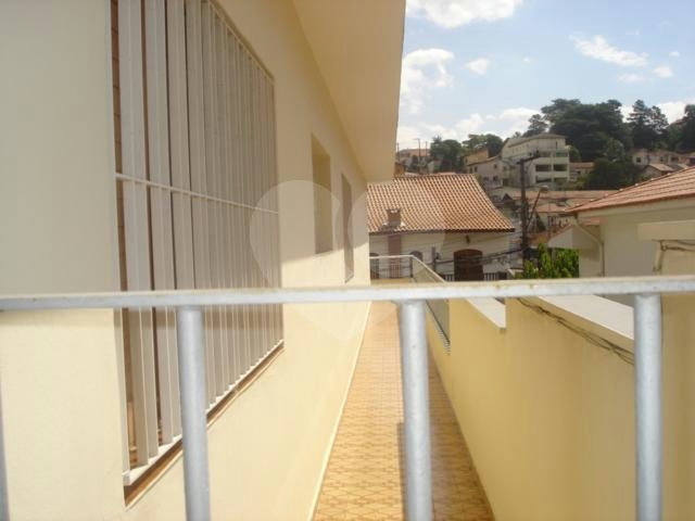 Sobrado à venda com 3 quartos, sendo 2 suítes,  em Vila Irmãos Arnoni, São Paulo, SP