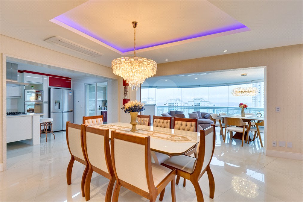 Apartamento à venda com 4 suítes em Vila Sofia, São Paulo, SP