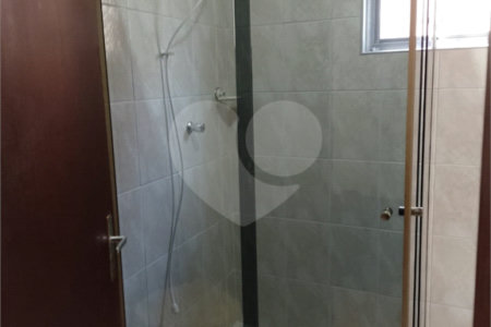 Sobrado à venda com 3 quartos, sendo 1 suíte,  em Vila Santo Estéfano, São Paulo, SP