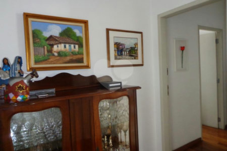 Sobrado à venda com 4 quartos, sendo 2 suítes, em Jardim São Bento, São Paulo, SP