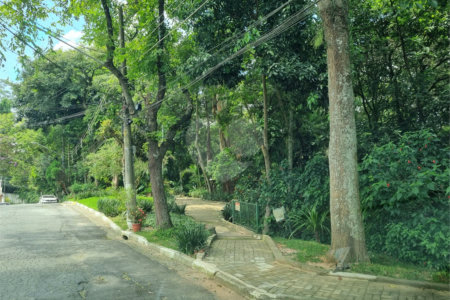 Sobrado à venda com 4 suítes em Jardim Olympia, São Paulo, SP