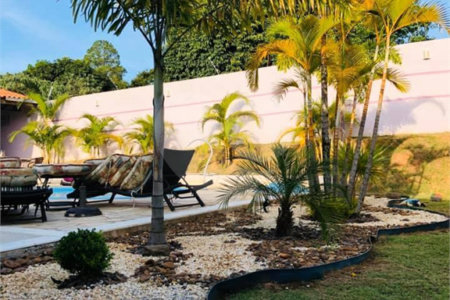 Chácara à venda com 3 quartos, sendo 1 suíte, no Centro, Araçoiaba da Serra, SP