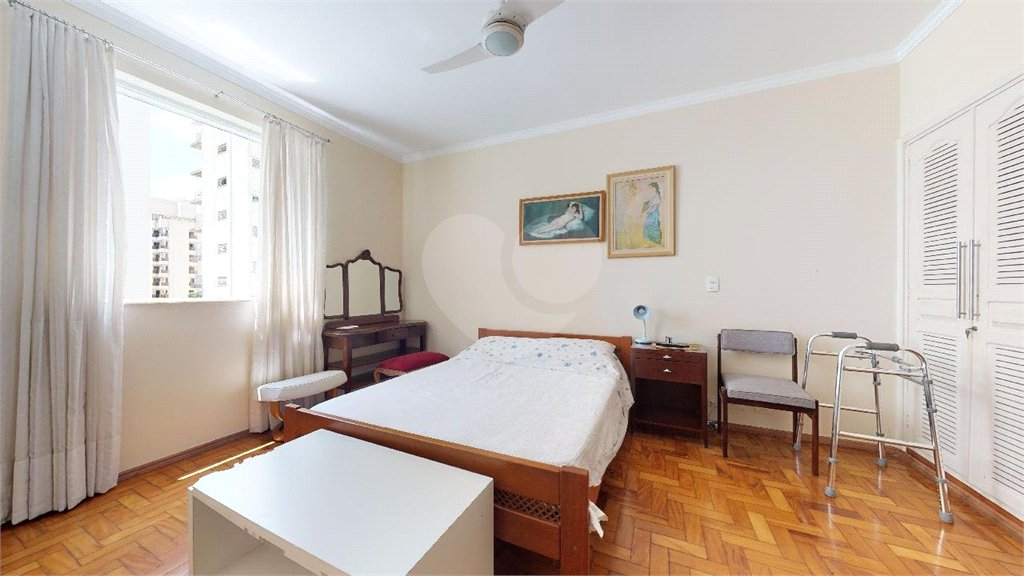 Apartamento à venda com 3 quartos, sendo 1 suíte, em Santa Cecília, São Paulo, SP
