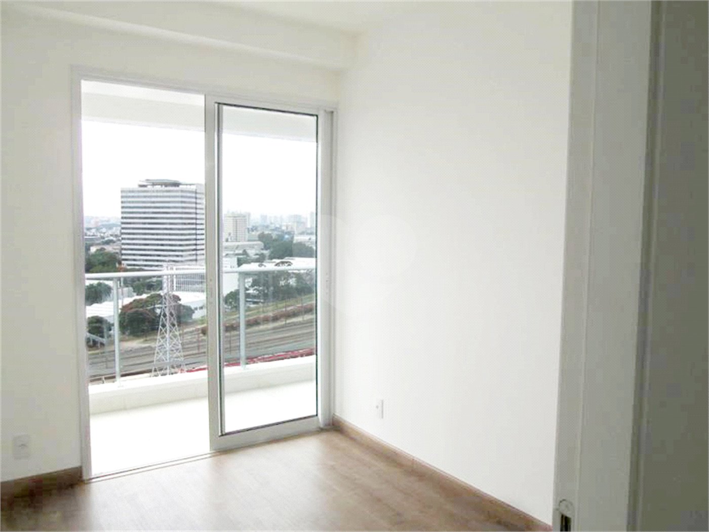 Apartamento para alugar com 2 quartos em Vila Anastácio, São Paulo, SP