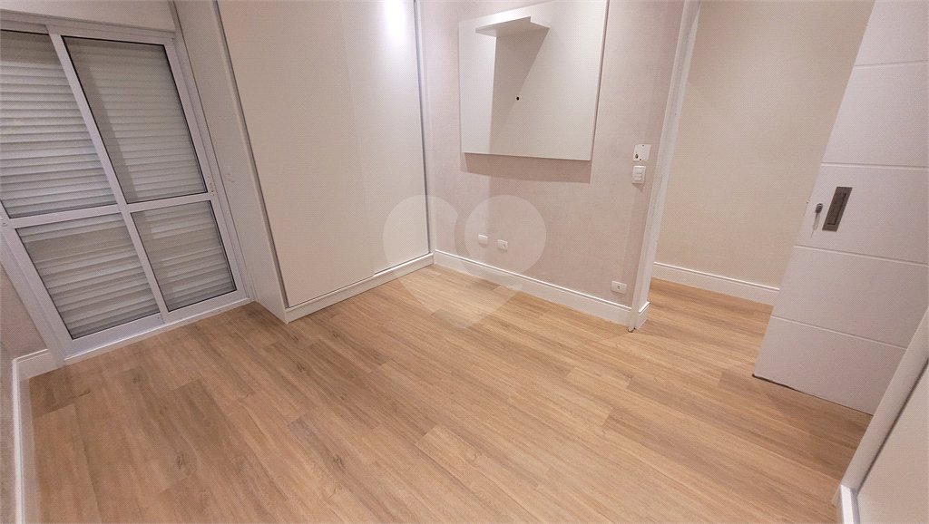 Casa Térrea à venda com 5 quartos, sendo 2 suítes, em Água Fria, São Paulo, SP