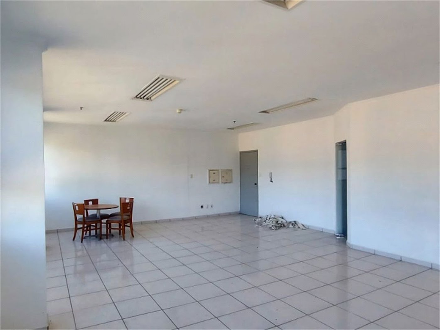 Sala Comercial para venda e locação, Centro, Santos - SA0067.