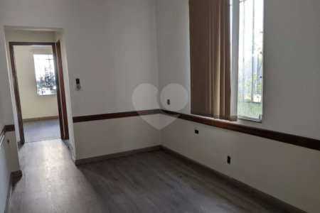 Sobrado comercial com 197m² , 4 dormitórios , 1 vaga , à venda no centro de Santo André.