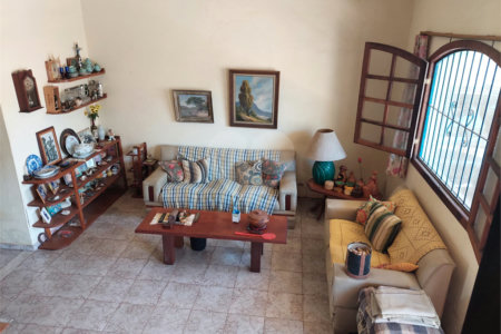 Casa à venda com 2 quartos, sendo 1 suíte,  em Vila Muriqui, Mangaratiba, RJ