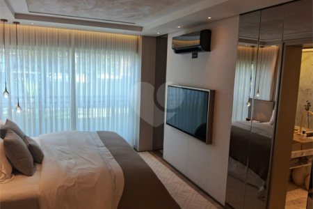 Cobertura à venda com 3 suítes em Vila Mariana, São Paulo, SP