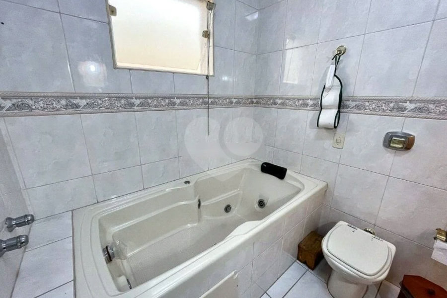 Sobrado à venda com 3 suítes em Vila Guilherme, São Paulo, SP