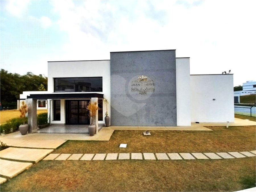 Casa à venda com 3 quartos, sendo 1 suíte, no condomínio Park Gran Reserve, Indaiatuba - SP