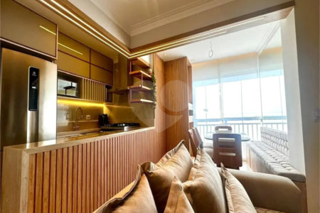 Apartamento à venda com 2 quartos, sendo 1 suíte, em Vila Penteado, São Paulo, SP