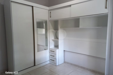 Sobrado à venda com 3 quartos, sendo 1 suíte, em Guaiaúna, São Paulo, SP