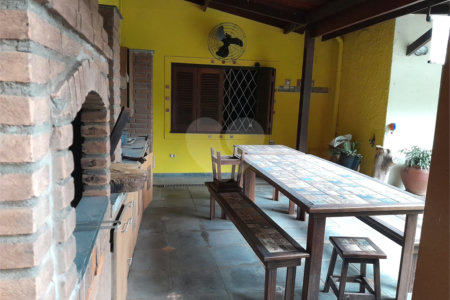 Sobrado à venda com 6 quartos, sendo 3 suítes, em Rolinópolis, São Paulo, SP
