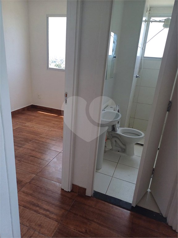 Apartamento à venda com 2 quartos em Jardim do Lago, São Paulo, SP