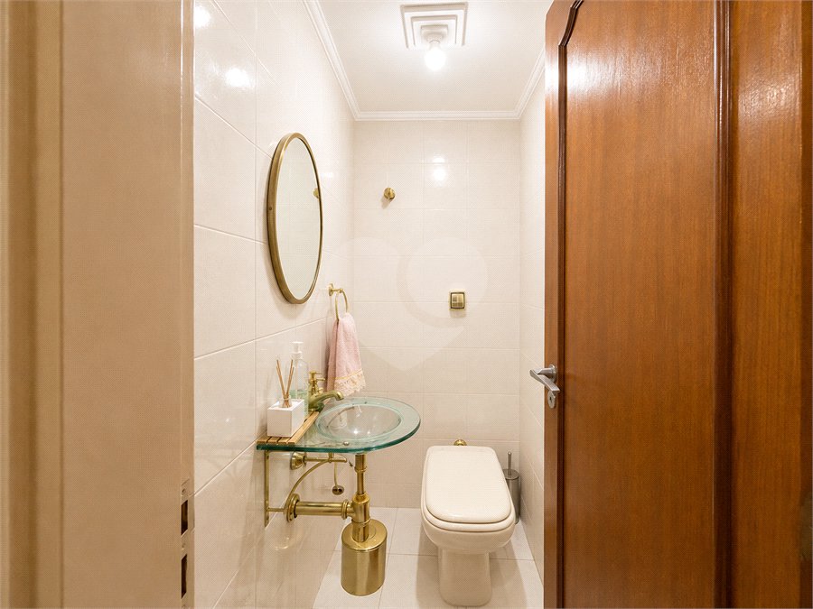Apartamento à venda com 3 quartos, sendo 1 suíte, em Alto da Boa Vista, São Paulo, SP