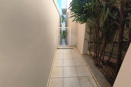 Casa à venda com 5 quartos, sendo 1 suíte,  em Jardim Colombo, Itapetininga, SP