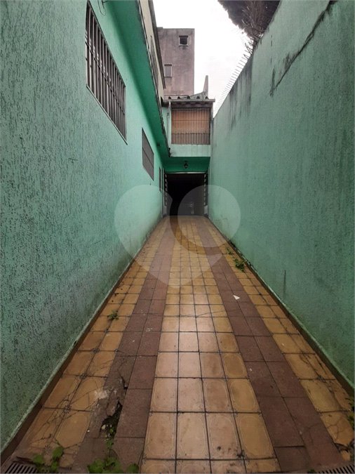 Sobrado à venda com 2 quartos em Vila Margarida, São Paulo, SP
