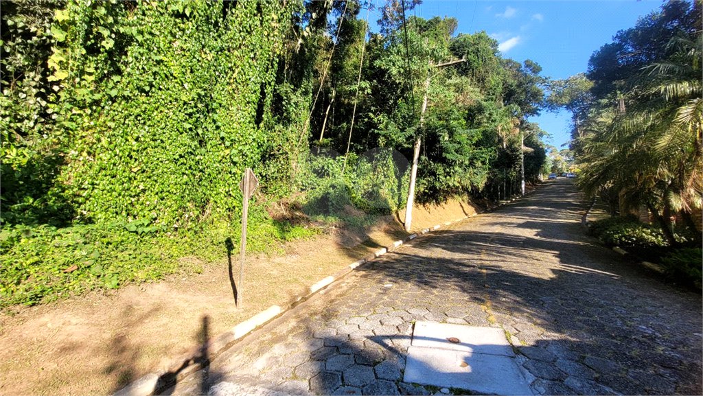 Terreno à venda no condomínio Parque Imperial da Cantareira, Mairiporã - SP