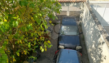 Sobrado à venda com 3 quartos, sendo 1 suíte,  em Chácara Santo Antônio, São Paulo, SP