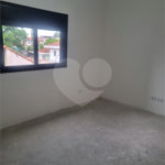 Sobrado à venda com 3 quartos, sendo 1 suíte, em Vila São Paulo, São Paulo, SP