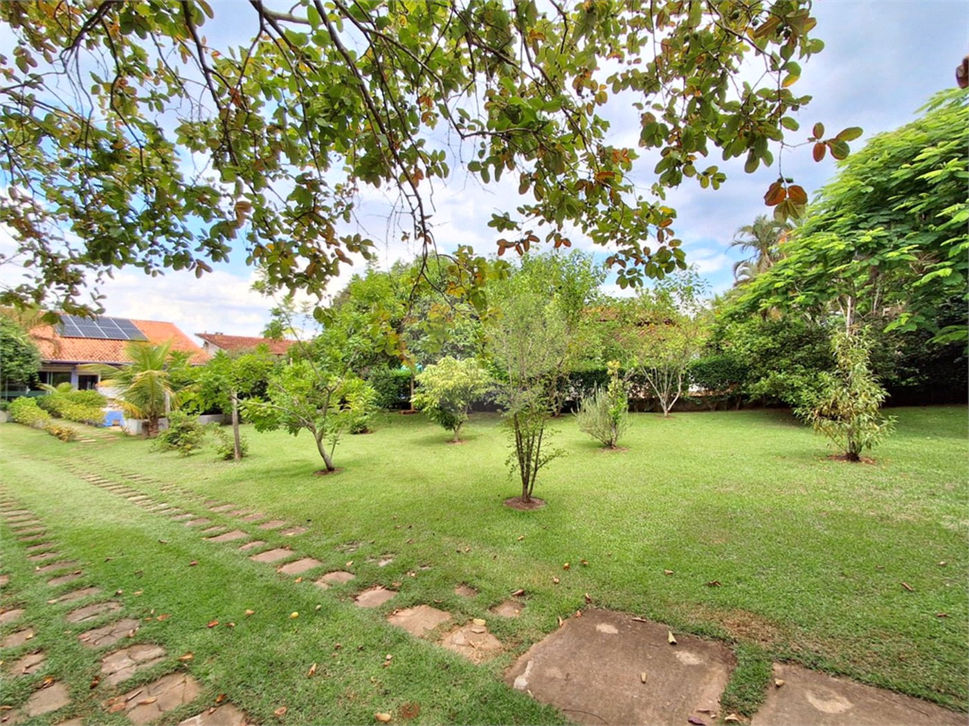 Chácara à venda com 4 quartos, sendo 2 suítes,  no Centro, Araçoiaba da Serra, SP