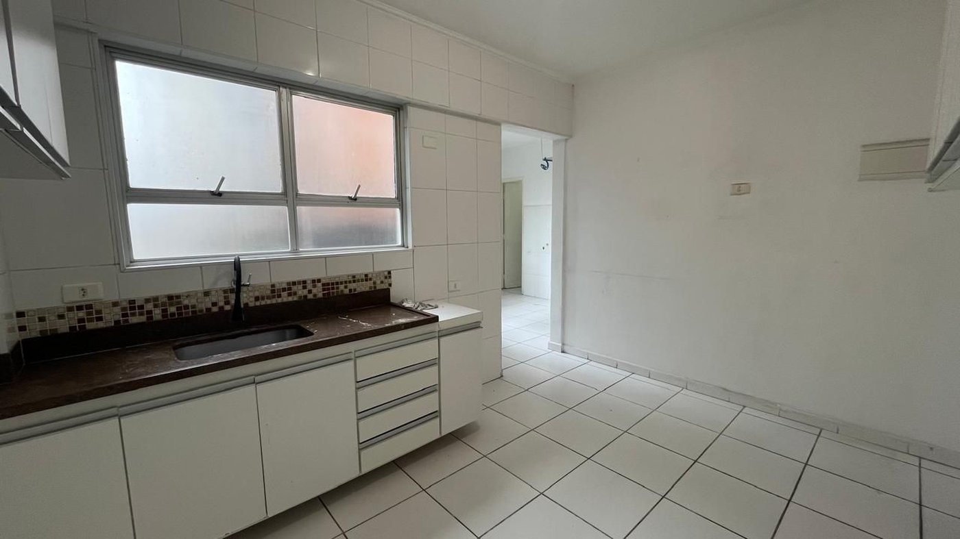 Apartamento com 2 dormitórios à venda, 90 m² por R$ 560.000,00 - Gonzaga - Santos/SP