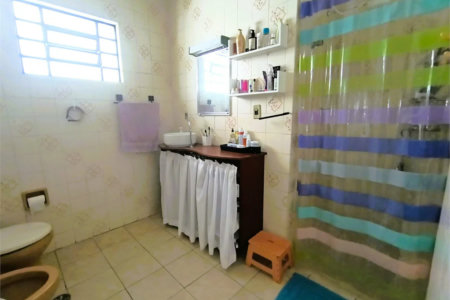 Sobrado à venda com 4 quartos, sendo 2 suítes, em Vila Morse, São Paulo, SP