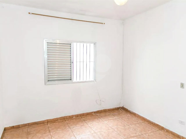 Casa Térrea à venda com 1 quarto em Tremembé, São Paulo, SP