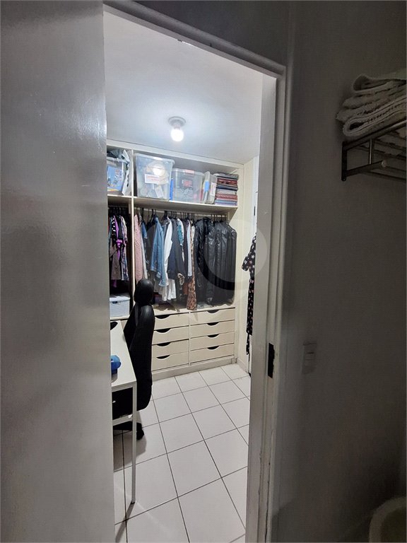 Casa à venda com 5 quartos, sendo 3 suítes,  no condomínio Vila Panamericana, São Paulo - SP