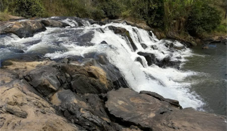 Chácara à venda no Centro, Monte Sião, MG
