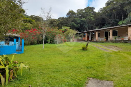 Sítio à venda com 4 quartos no Centro, Nazaré Paulista, SP