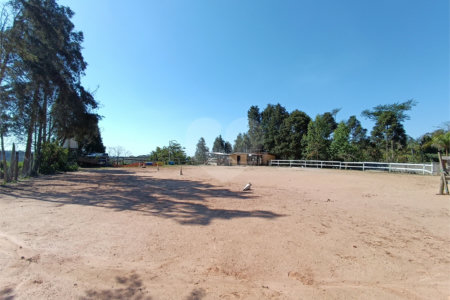 Chácara à venda com 2 suítes em Sorocamirim (canguera), São Roque, SP