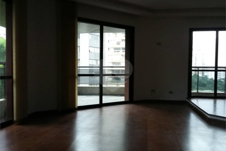 Apartamento à venda com 3 quartos, sendo 2 suítes, em Vila Suzana, São Paulo, SP