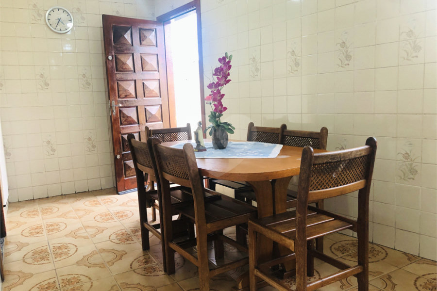 Sobrado à venda com 3 quartos, sendo 1 suíte, em Vila Romero, São Paulo, SP