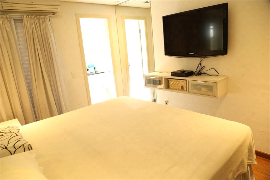 Apartamento à venda com 3 quartos, sendo 2 suítes, em Santana, São Paulo, SP