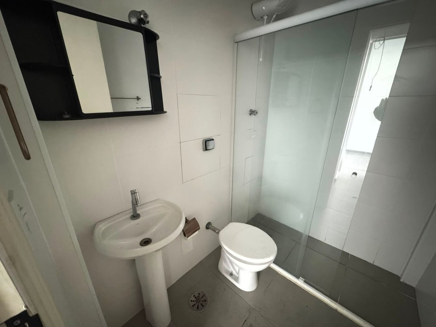 Apartamento com 2 dormitórios à venda, 70 m² por R$ 300.000,00 - Jardim Três Marias - Guarujá/SP