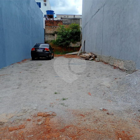 Terreno à venda com 2 quartos no Centro, Mogi das Cruzes, SP